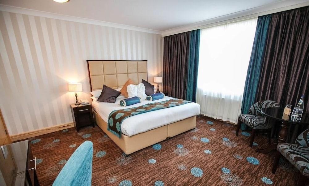 Menlo Park Hotel Galway